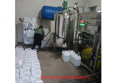 0.25噸每小時(shí)車用尿素設(shè)備